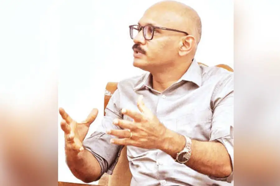 'സ്വകാര്യബസിന് പിന്നിൽ ഉടമയുടെയും RTO-യുടെയും ഫോൺനമ്പർ പതിക്കും, ജീവനക്കാർക്ക് പോലീസ് ക്ലിയറൻസ്'