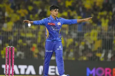 Malappuram boy Vignesh announces his arrival in IPL in style! Scalps 3 crucial CSK wickets on debut!