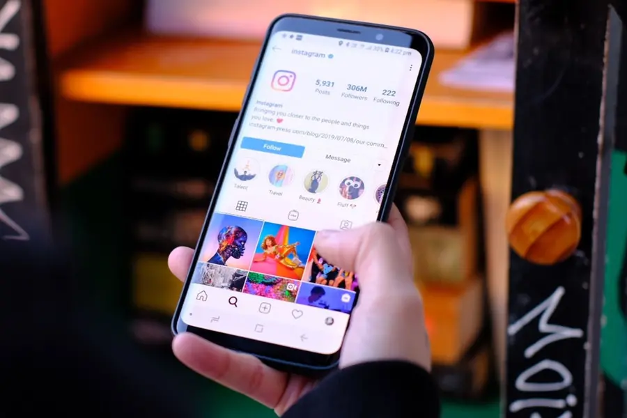 Fed up with Instagram’s auto refresh? Here’s the new update you’ll love