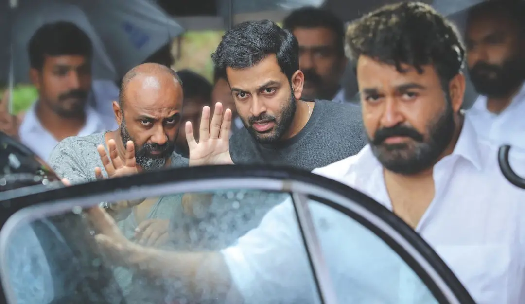 Mohanlal and Prithviraj during the shooting of 'Lucifer' | Photo: Mathrubhumi Archives