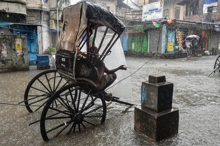 Severe thunderstorms to hit South Bengal: Kalbaishakhi, heavy rain warning
