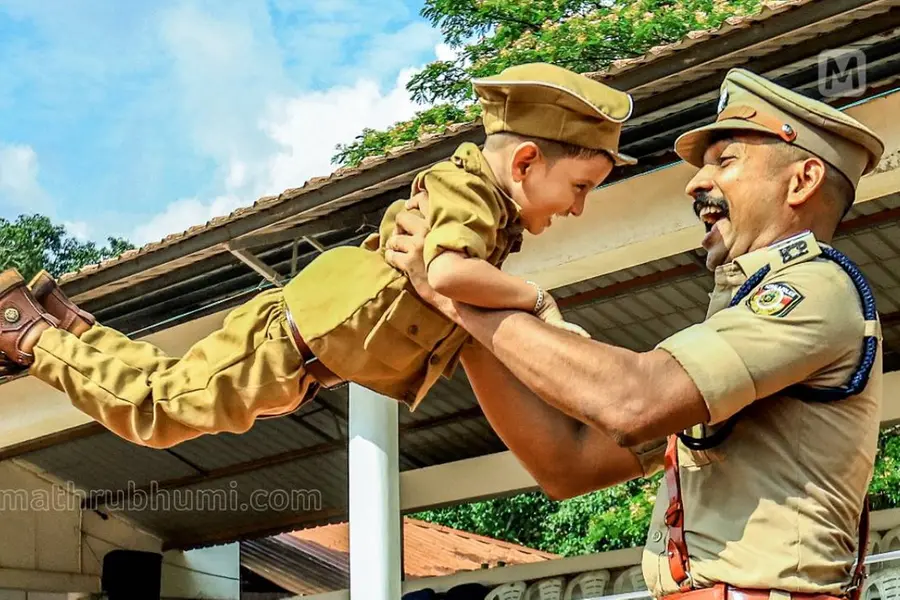 Inspired by dad in khaki, 3-yr-old Manav steals show at passing-out parade in uniform!