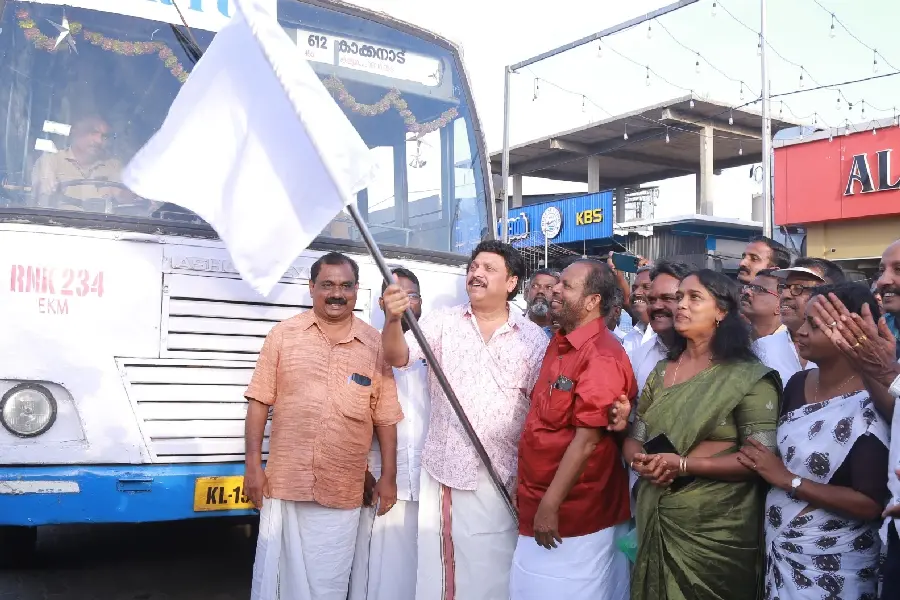 Anna Ben, Pauly Valsan celebrate as Goshree islands in Kerala get long-pending bus connectivity