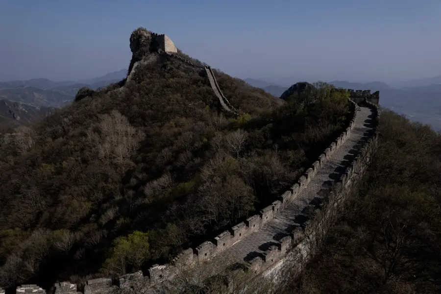 Japanese tourists who exposed buttocks at Great Wall of China deported
