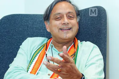 Communists will enter 21st century only in 22nd century! Tharoor over Pvt University Bill delay