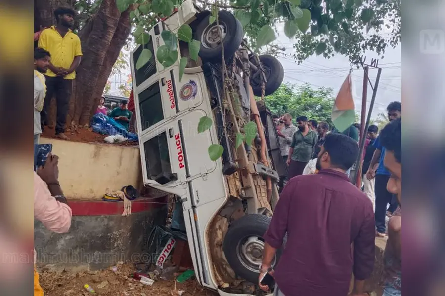 Tragic death for roadside vendor as police jeep loses control in Wayanad