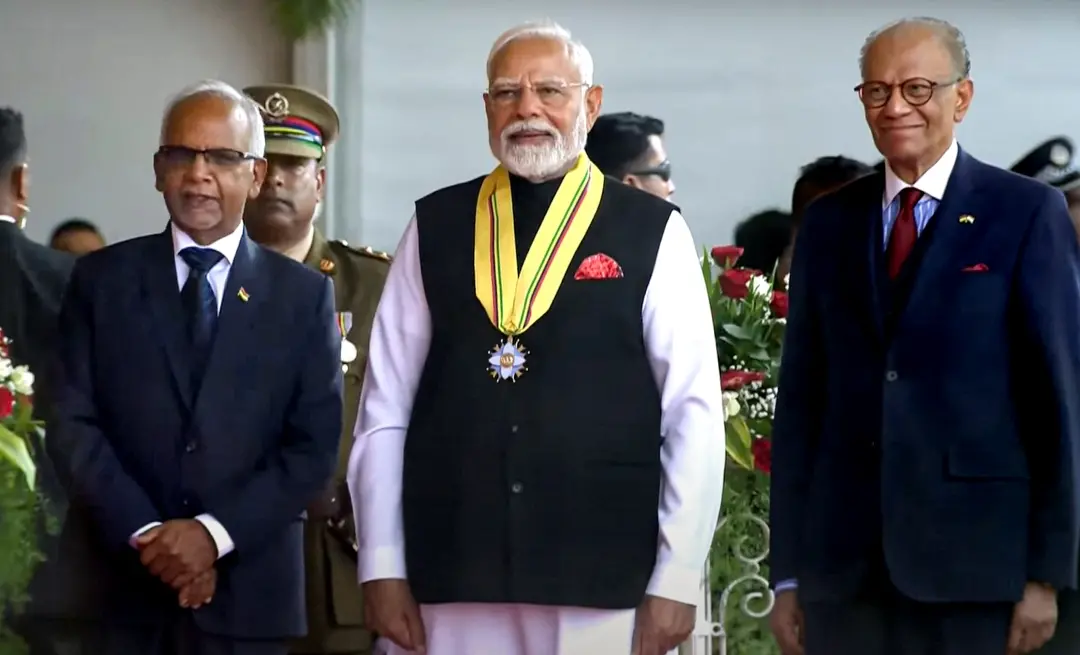 Prime Minister Narendra Modi with Mauritius President Dharam Gokhool and Prime Minister Navinchandra Ramgoolam | PTI