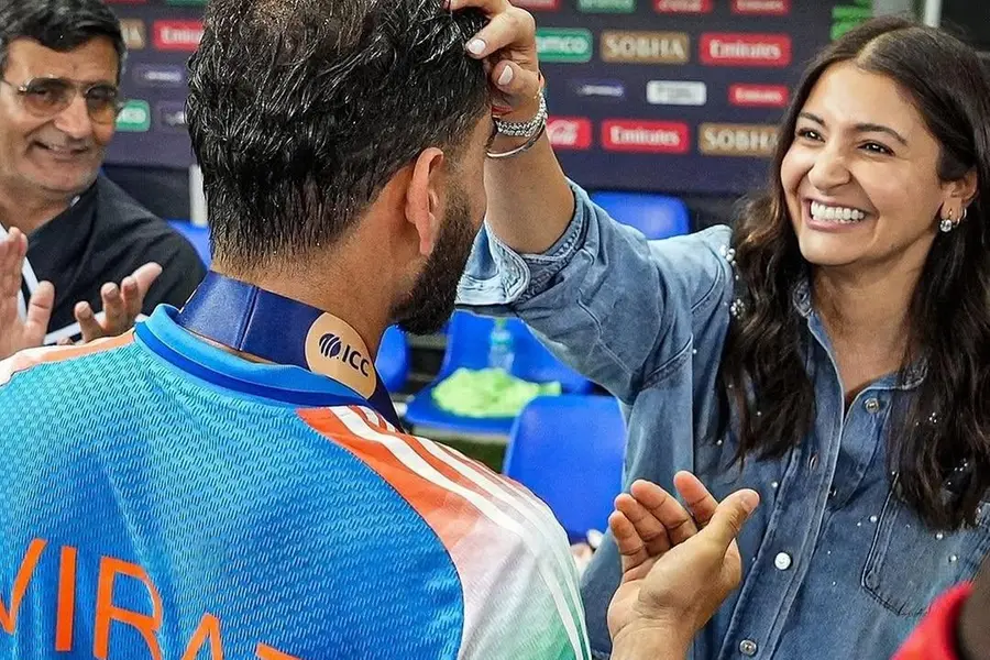 Virat Kohli-Anushka Sharma’s love-filled moment melts hearts: Watch viral video!