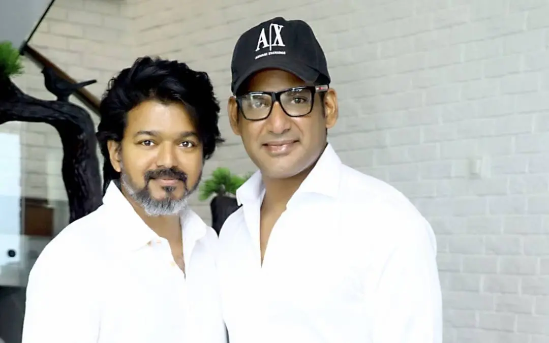 From (L) Vijay & Vishal | Photo: twitter.com/VishalKOfficial