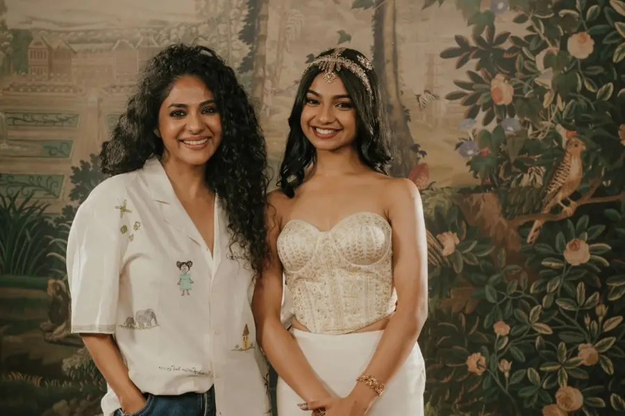 Ananya Shanbhag shines at the Oscars in Pranaah’s handwoven elegance