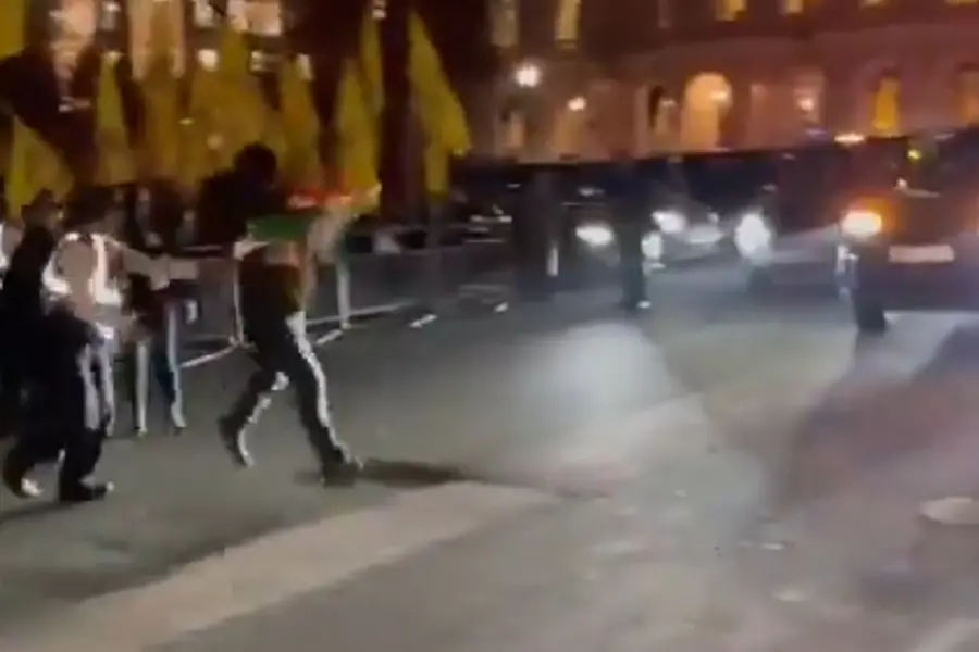 Shocking: Khalistani extremist attempts to attack EAM S Jaishankar in London | VIDEO