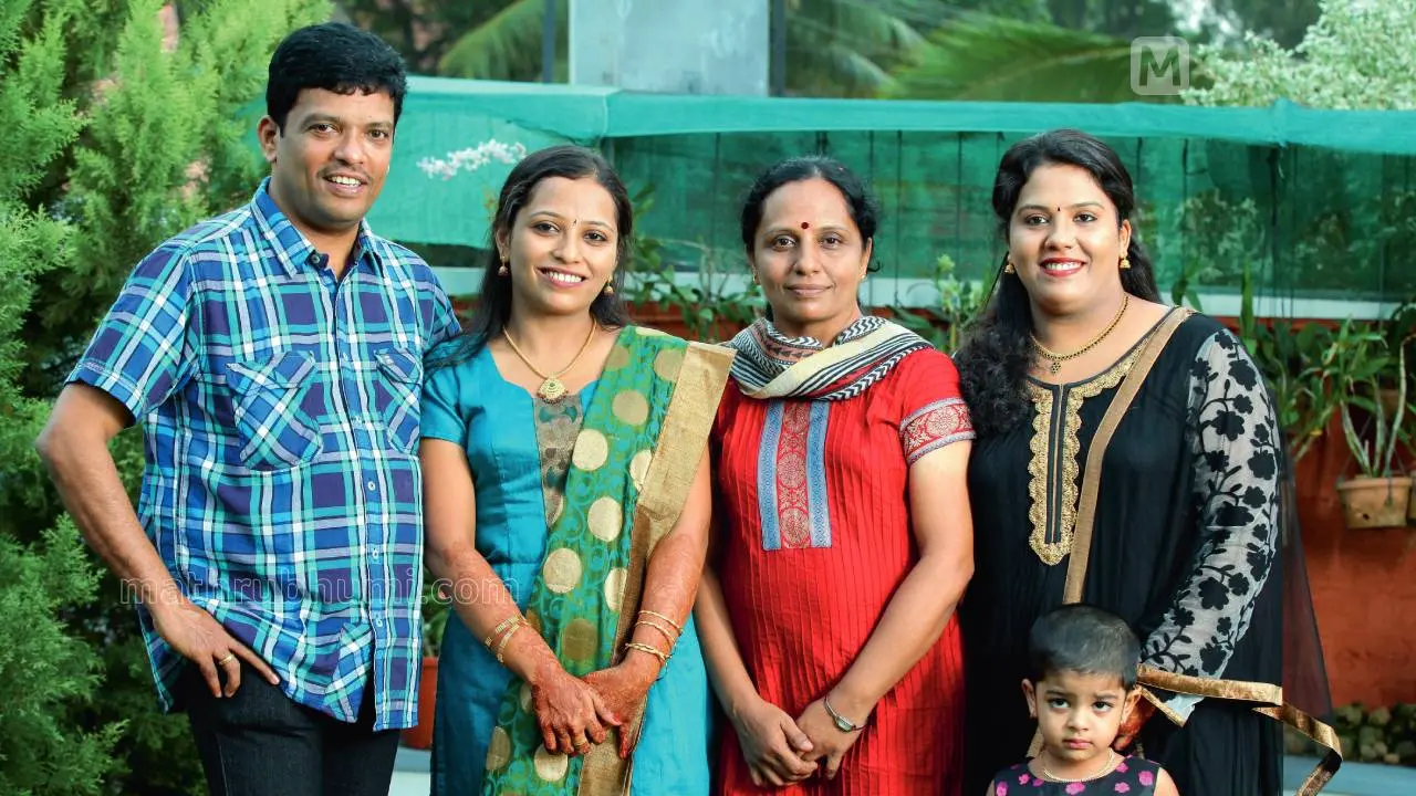 ഡോക്ടര് രമയും ജഗദീഷും മക്കള്ക്കൊപ്പം