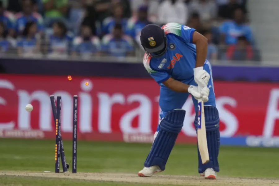 Rohit bamboozled as Afridi delivers a jaffa, uprooting his stumps | WATCH