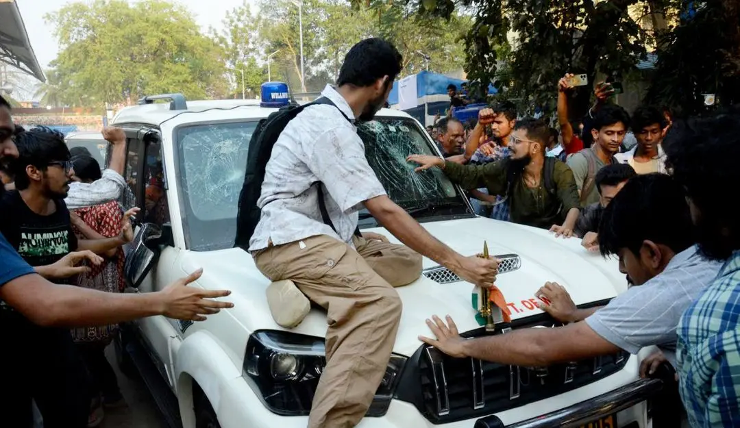 SFI members gherao Bengal education minister in JU campus | Photo: PTI