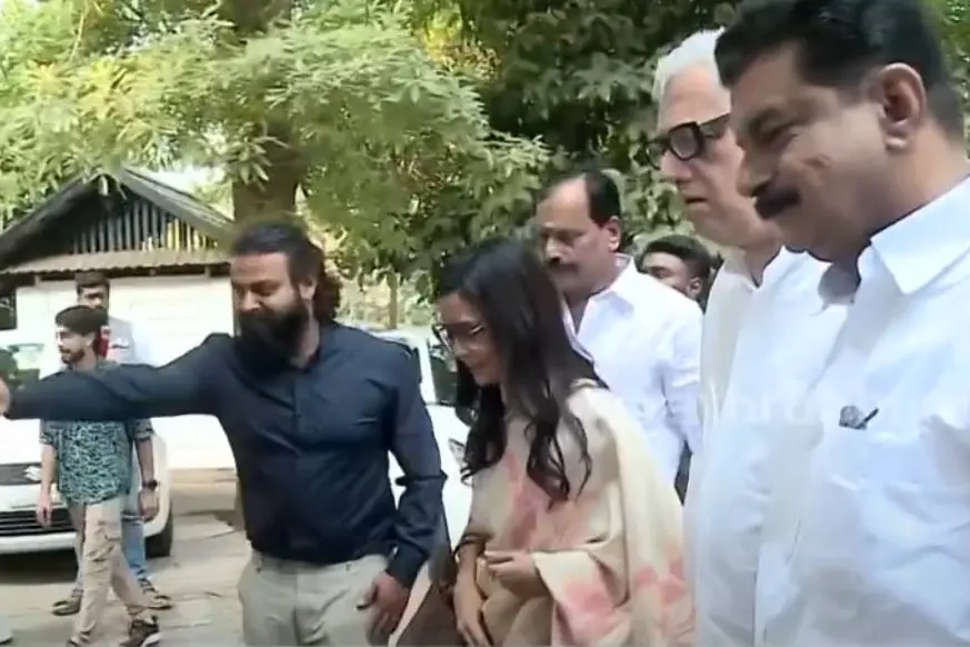 TMC leaders Mahua Moitra, Derek O’Brien visit Panakkad; friendly visit, says Sadikali Thangal