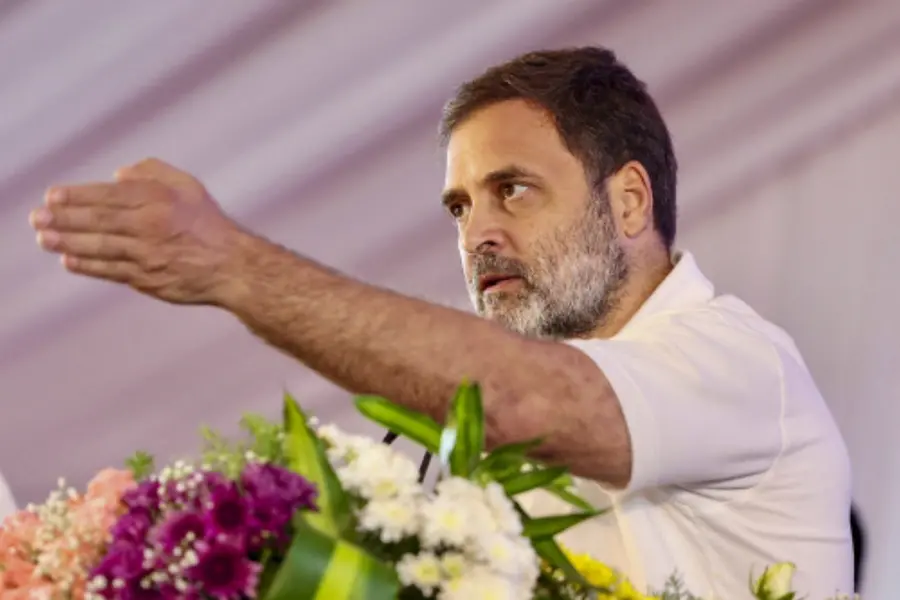 I can guarantee Adani won't be arrested...Modi government is protecting him: Rahul Gandhi