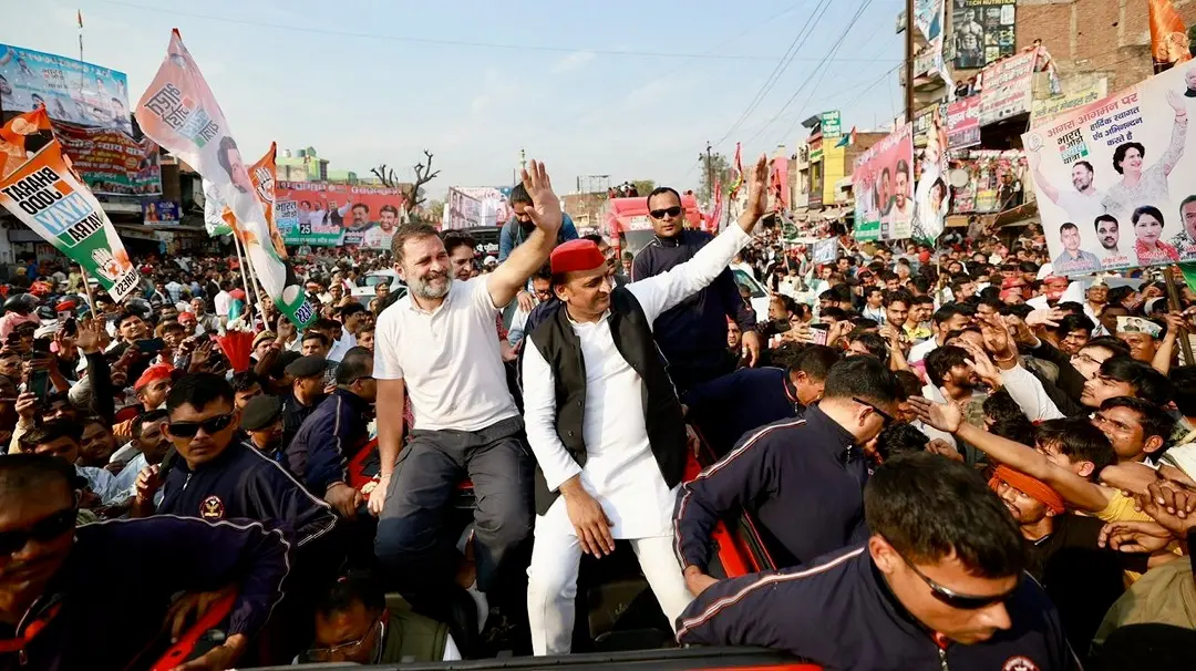 Congress MP Rahul Gandhi and Samajwadi Party chief Akhilesh Yadav | Filephoto: PTI