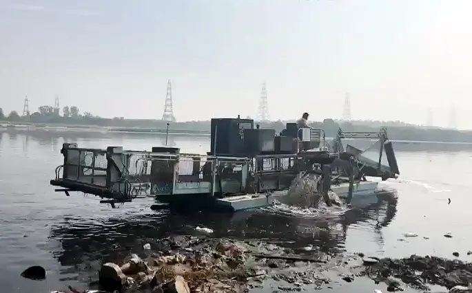 Yamuna cleaning