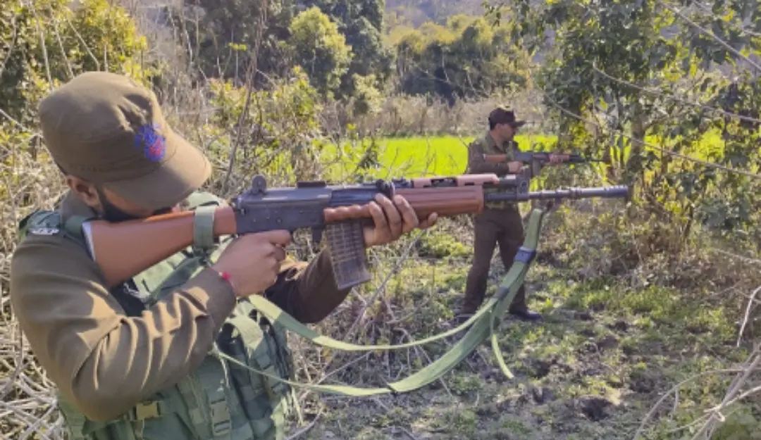 Security personnel during a search operation near LoC forest area, in Akhnoor sector in Jammu. | File image: PTI