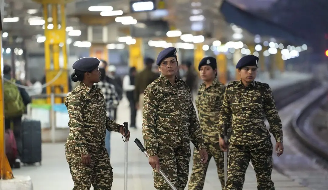 Women security personnel stand guard at the New Delhi Railway Station (File Photo: PTI)