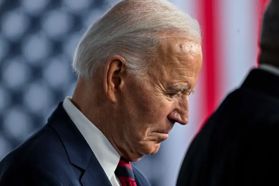 Biden grants last-minute pardons to family members, citing 'partisan attacks'