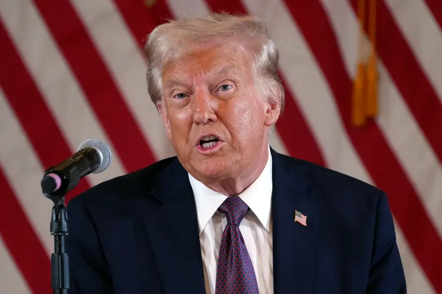 Trump hopes to strengthen ties with China, discusses possible visit to India