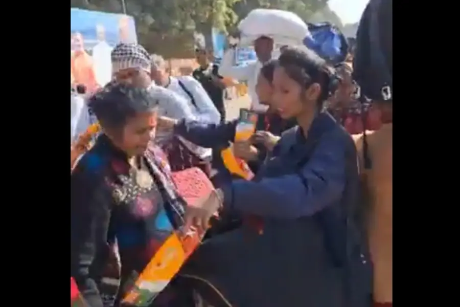 Breaking taboos: Women distribute free sanitary pads at Maha Kumbh | VIDEO