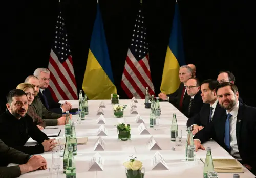 US Vice President JD Vance (R), US Secretary of State Marco Rubio (2nd R) and Ukrainian President Volodymyr Zelensky (L) meet on the sidelines of the 61st Munich Security Conference (MSC) in Munich, Southern Germany on February 14, 2025. | Photo: AFP