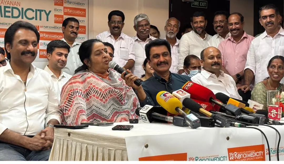 Uma Thomas speaks to media as she leaves the hospital (Photo: Mathrubhumi)