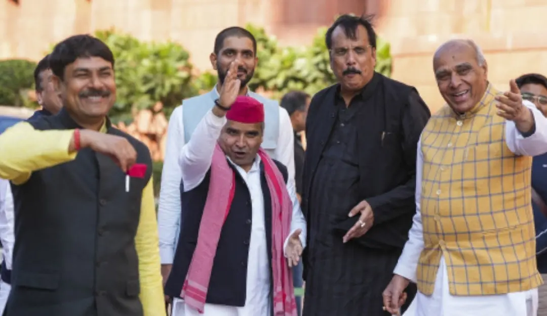Joint Committee of Parliament on the Waqf (Amendment) Bill Chairman Jagdambika Pal with Samajwadi Party MP Dharmendra Yadav and others. | File image: PTI