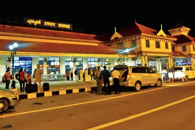 Kochi airport, Thiruvananthapuram railway station receive bomb threats