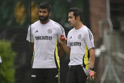 Final word on Bumrah's fitness today? Shastri says India's CT chances will diminish without him