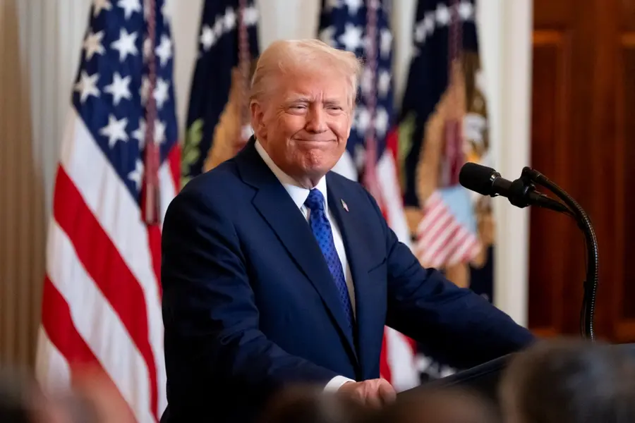 US postpones tariffs on Mexican goods for a month