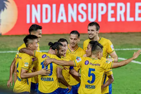 ISL: Kerala take on East Bengal with top-four spot in mind