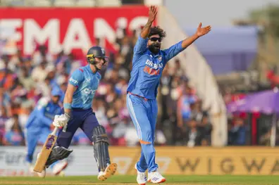 Jadeja and Harshit shine, India bowl out England for 248