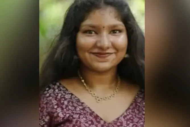 കര്ണാടകയില് മലയാളി നഴ്സിങ് വിദ്യാര്ഥിനി ആത്മഹത്യ ചെയ്തു