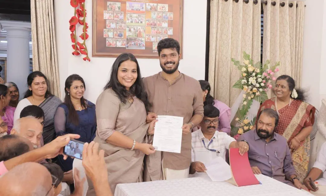 The picture of the wedding shared by Minister V Sivankutty
