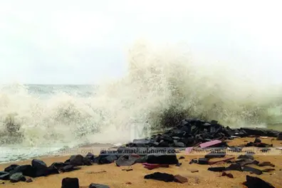 Rough seas, high tide likely in 8 districts on Monday