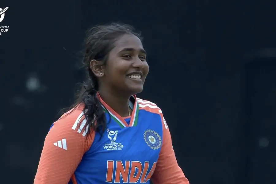 U19 T20 WC final: Spinners shine as India bowl out South Africa for 82