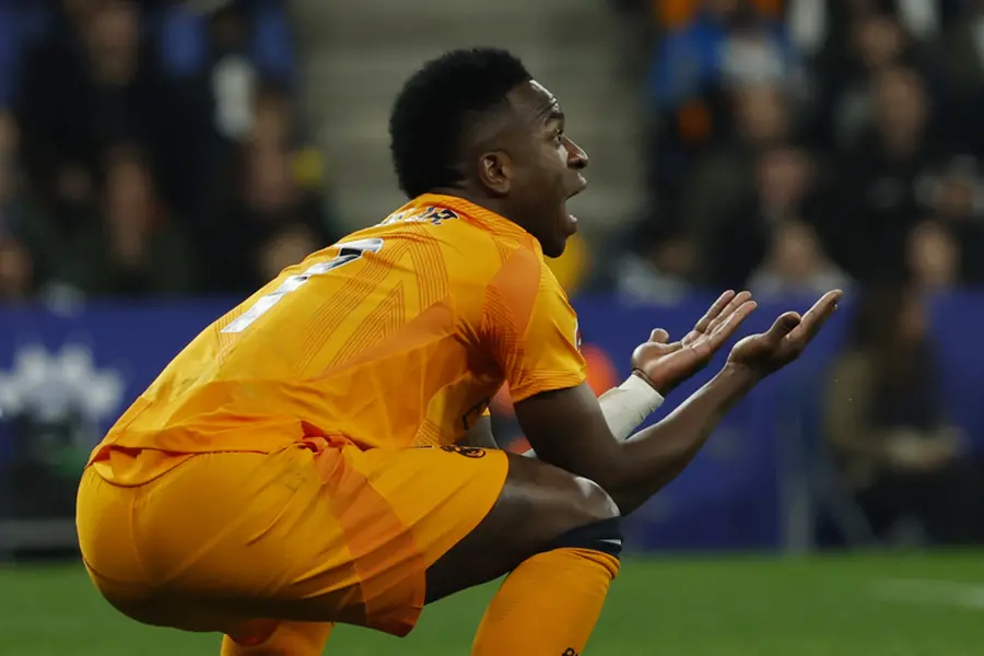 Mbappé's foul cancels out Vinícius's goal as Espanyol ends Real Madrid's winning streak