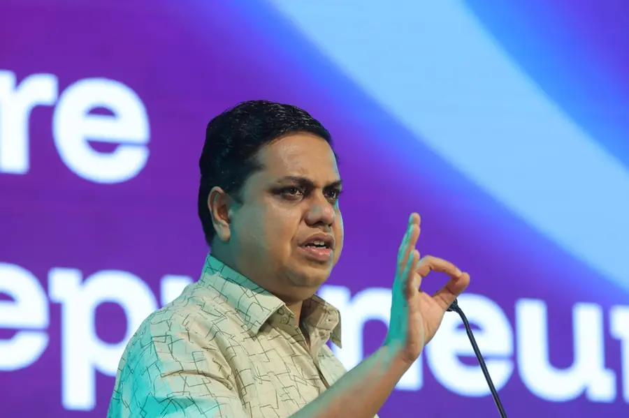 Students should take risks, think about doing business instead of govt jobs, says Kerala Speaker