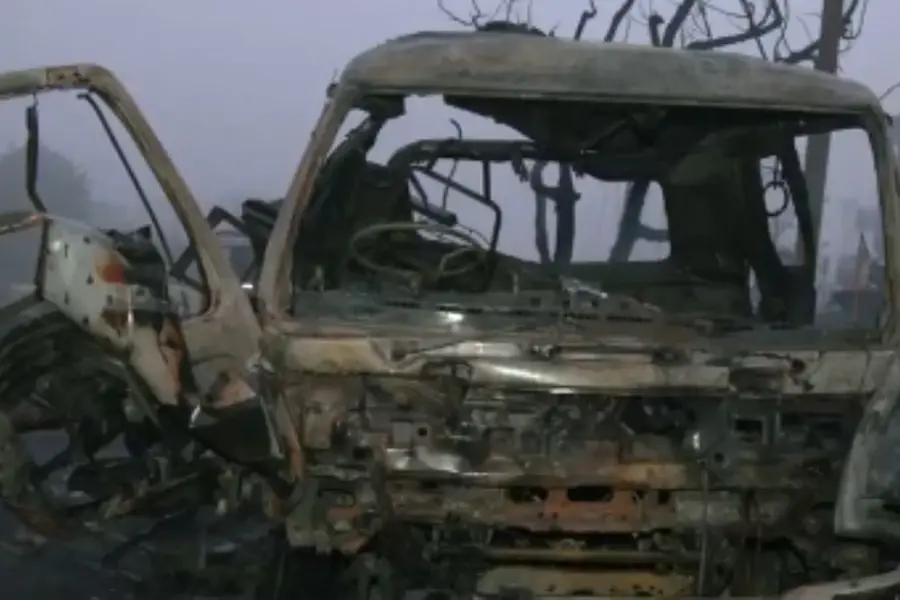Truck carrying gas cylinders catches fire, triggers blasts in Ghaziabad | VIDEO