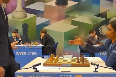 Why did Uzbek Grandmaster Yakubboev decline handshake with Indian rival Vaishali? WATCH