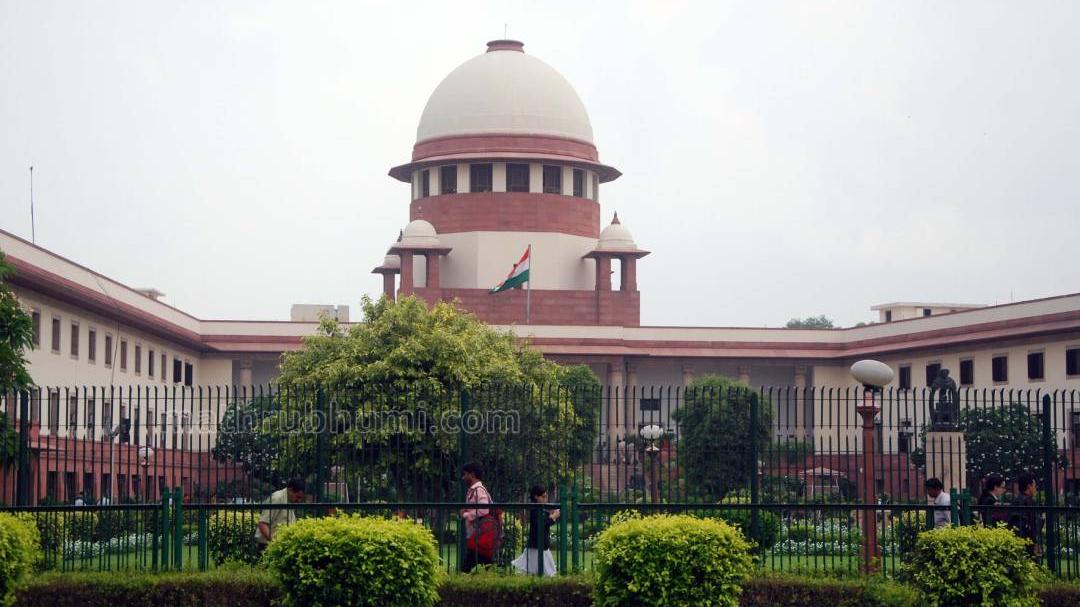 SC upholds termination of LIC employee for absenting himself without ...