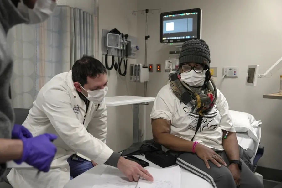 'I’m Superwoman!': Alabama woman shatters records with pig kidney transplant