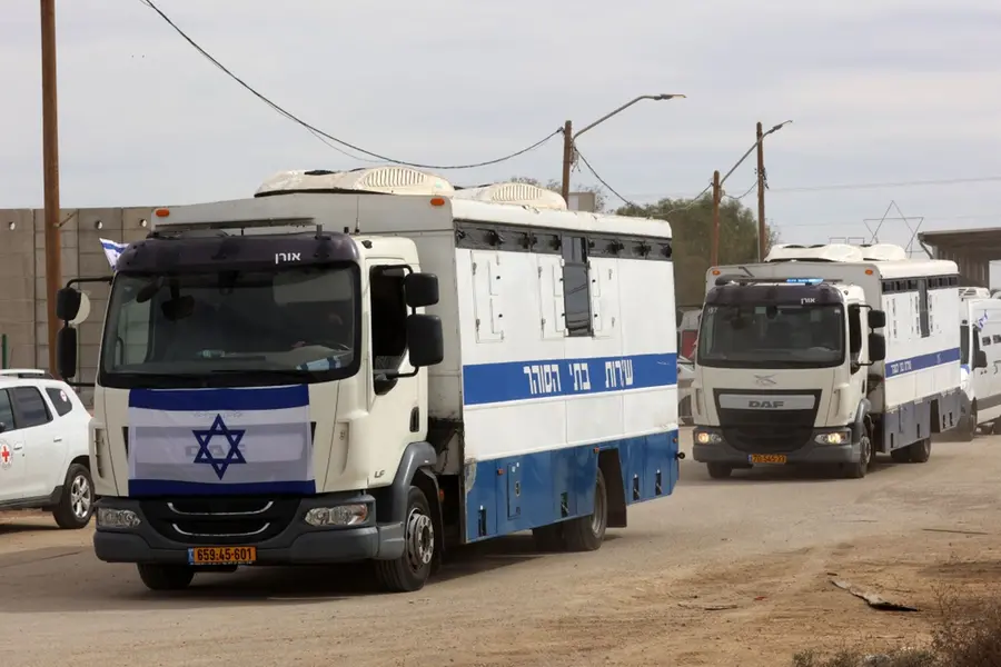 Israel releases 70 Palestinian prisoners to Egypt under Gaza ceasefire deal