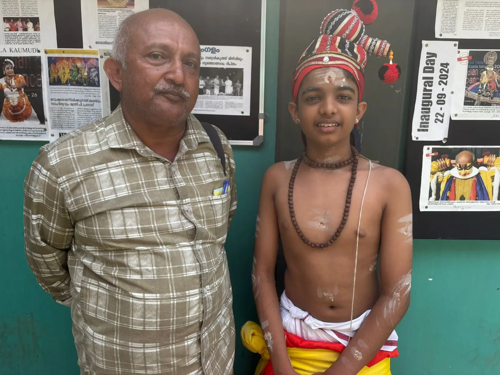 Ramesh Kumar with Krishnatejas at the 63rd Kerala School Kalolsavam