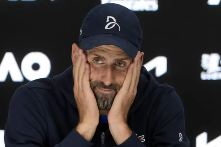 Australian Open: Injured Djokovic quits, sending Zverev into final