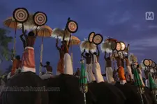 'ഉത്സവങ്ങള്‍ തടസ്സപ്പെടുത്താന്‍ ശ്രമം'; തിരുവമ്പാടി, പാറമേക്കാവ് ദേവസ്വങ്ങള്‍ സുപ്രീംകോടതിയില്‍