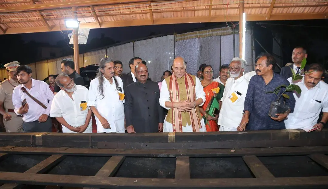 Rajnath Singh attends the Navathi celebrations to mark the 90th birth anniversary of noted poet & environmentalist Sugathakumari | Photo: x/rajnathsingh